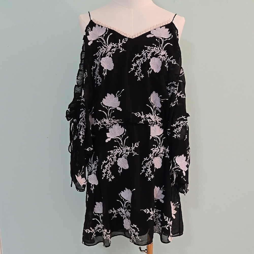 Alice + Olivia Black and White Cold Shoulder Mini Dress
